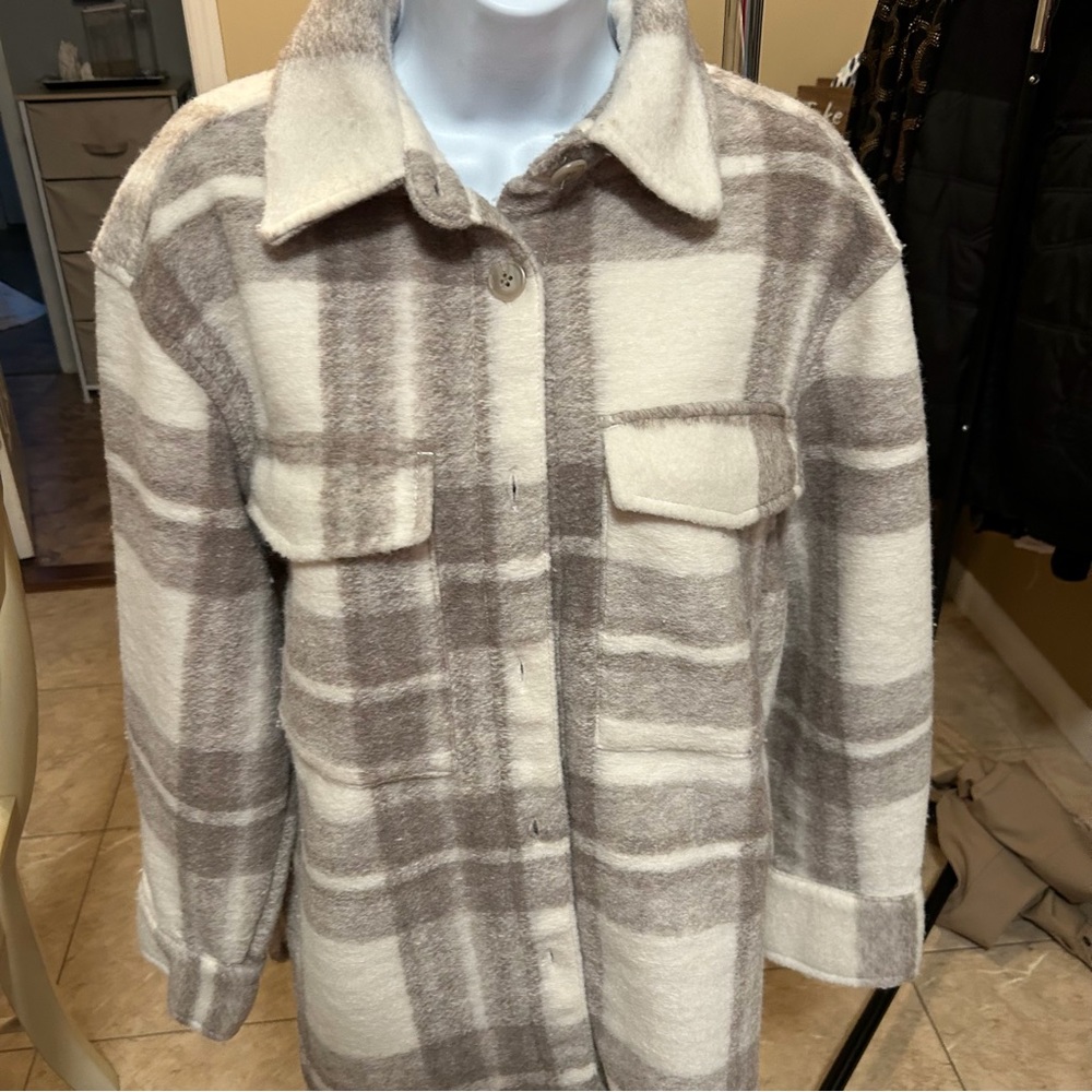 Cardigan jacket heavy sweater . 13% wool